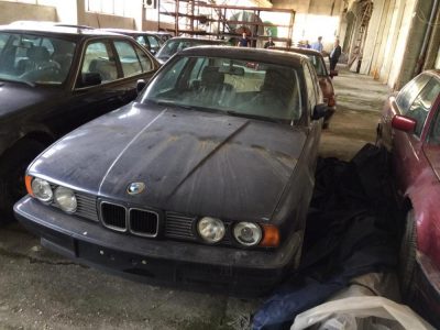 Hallan once BMW Serie 5 E34 de 1994 sin estrenar en Bulgaria