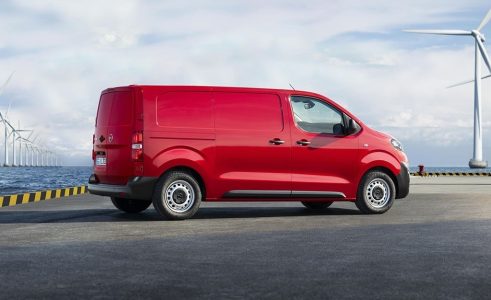 Opel Vivaro 2019: Con tres longitudes de carrocería