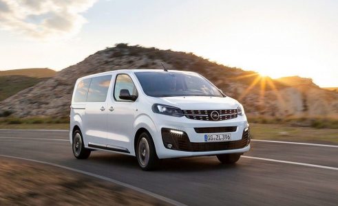 Opel Zafira Life: De monovolúmen a furgoneta de pasajeros