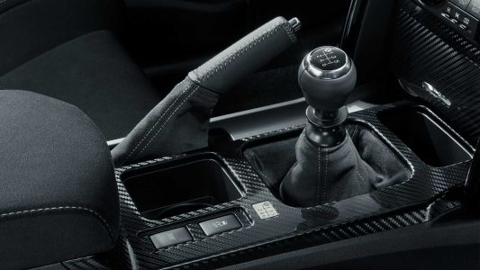 Toyota Mark X GRMN: Propulsión trasera, V6 de 318 CV y manual