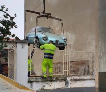 ¿Cuánto dinero serías capaz de gastar en un Alfa Romeo GIulietta SZ que ha estado parado 35 años?