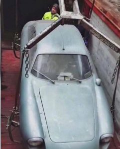 ¿Cuánto dinero serías capaz de gastar en un Alfa Romeo GIulietta SZ que ha estado parado 35 años?