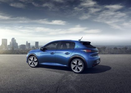 El Peugeot 208 2020 se presenta de manera oficial: ¡Con versión 100% eléctrica!