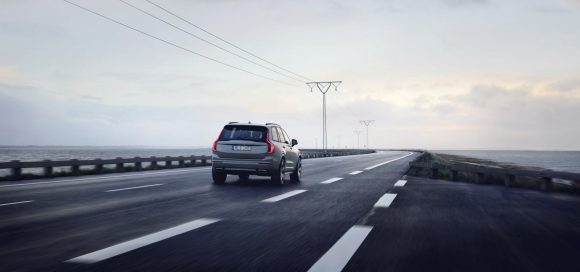 El Volvo XC90 2019: Ahora con el sistema de frenada regenerativa KERS