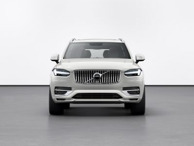 El Volvo XC90 2019: Ahora con el sistema de frenada regenerativa KERS