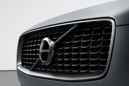 El Volvo XC90 2019: Ahora con el sistema de frenada regenerativa KERS