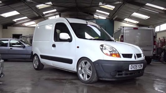 Esta Renault Kangoo sí que mola: ¡Tiene un motor de Mégane R.S. y 225 CV!