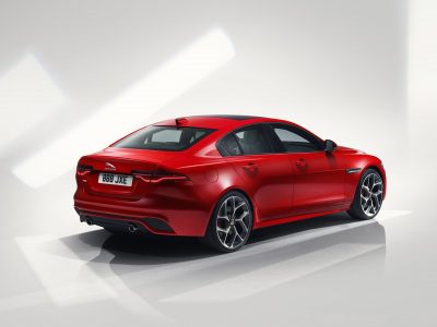 Jaguar XE 2019: Adiós a los motores V6