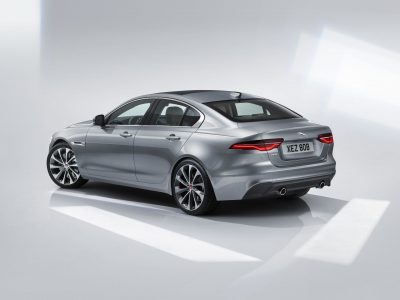 Jaguar XE 2019: Adiós a los motores V6