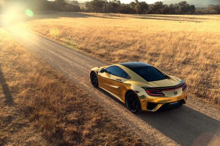 ¿Qué te parecen los Honda NSX y Type R vinilados de dorado por el 50 aniversario de Honda en Australia?