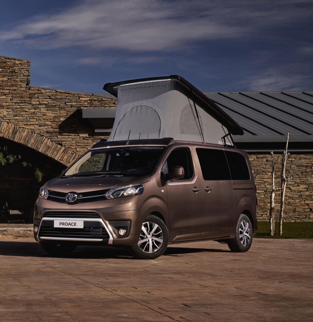 Toyota también se une a la moda camper: Así es el Proace Verso Camper