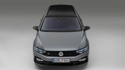 Volkswagen Passat Variant R-Line Edition: Traje deportivo para el familiar