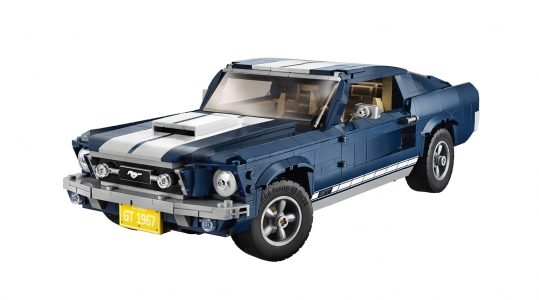 ¡Ya puedes montarte tu propio Ford Mustang del '67 con piezas de LEGO!