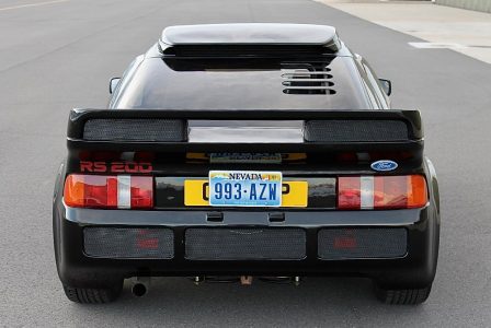 Alguien ha pagado 250.000 euros por un Ford RS200 de color negro con menos de 2.000 km