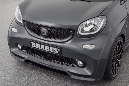 BRABUS Ultimate E Shadow Edition: O cómo enterrar 64.900 euros en un smart eléctrico