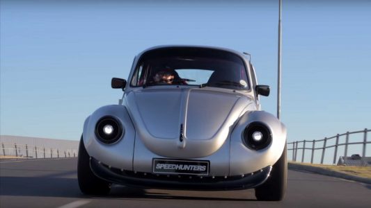 Este Volkswagen Escarabajo tiene corazón Subaru y un aspecto que no pasa desapercibido