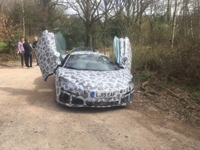 Fotos espía del McLaren GT, ¡hola a las cuatro plazas!