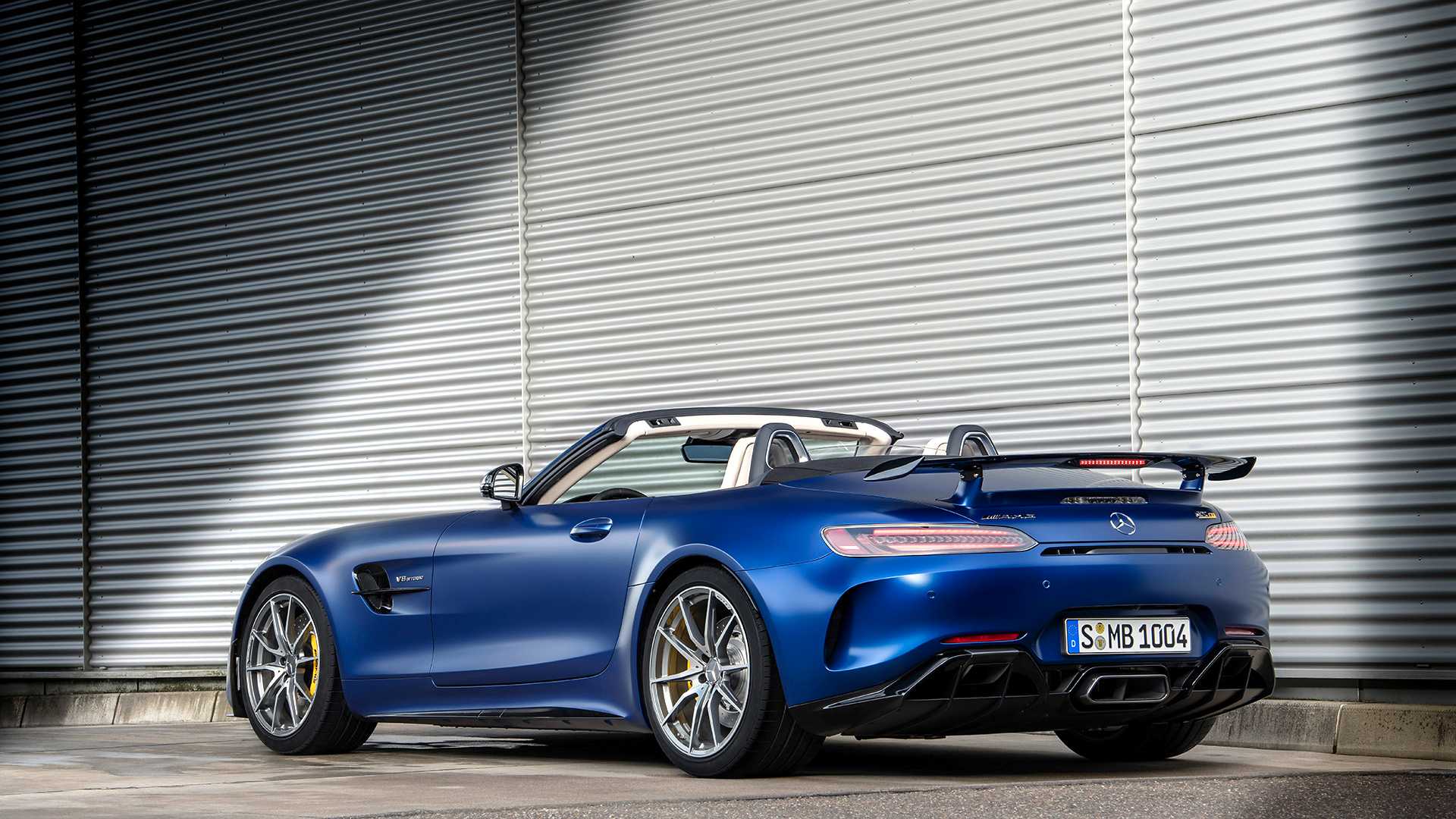 Mercedes AMG GT R Roadster: tan rápido como el coupé, ¡ya es oficial!