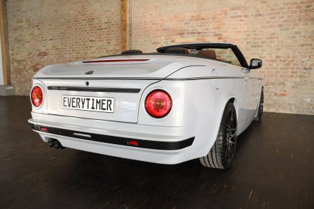 ¿Quieres transformar tu 135i Cabrio en un BMW 2002 Cabrio? Si tienes 70.000 euros, puedes