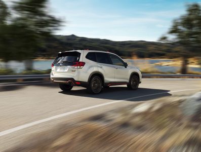 Subaru XV y Forester e-Boxer 2019: Subaru apuesta también por los coches híbridos