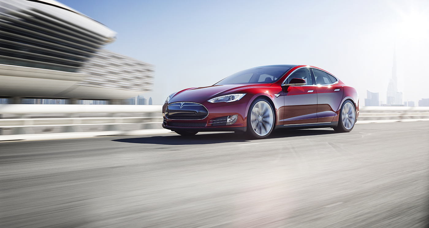Tesla cerrará sus concesionarios y sólo venderá por internet: ¿Objetivo? contener el precio de sus vehículos