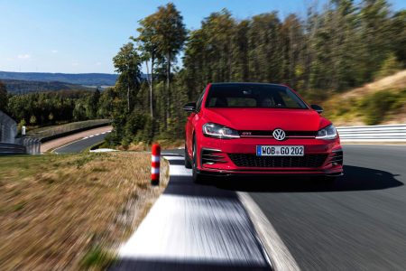 El Volkswagen Golf GTI TCR aterriza en España con 290 CV: Desde 43.600 euros