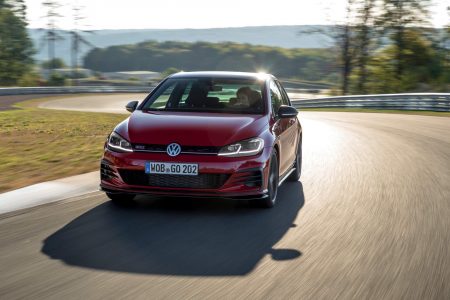 El Volkswagen Golf GTI TCR aterriza en España con 290 CV: Desde 43.600 euros