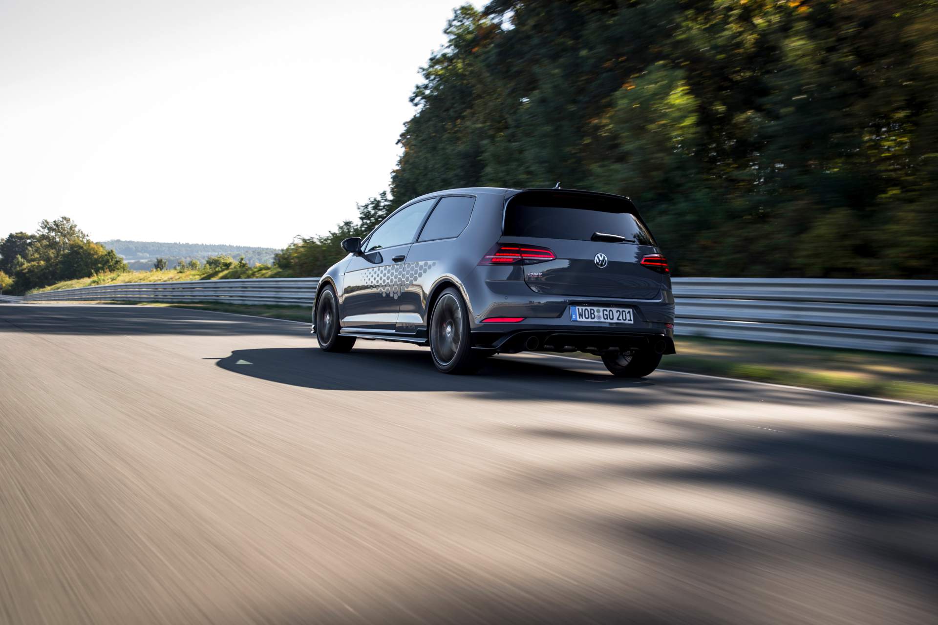 El Volkswagen Golf GTI TCR aterriza en España con 290 CV: Desde 43.600 euros