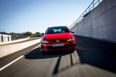 El Volkswagen Golf GTI TCR aterriza en España con 290 CV: Desde 43.600 euros