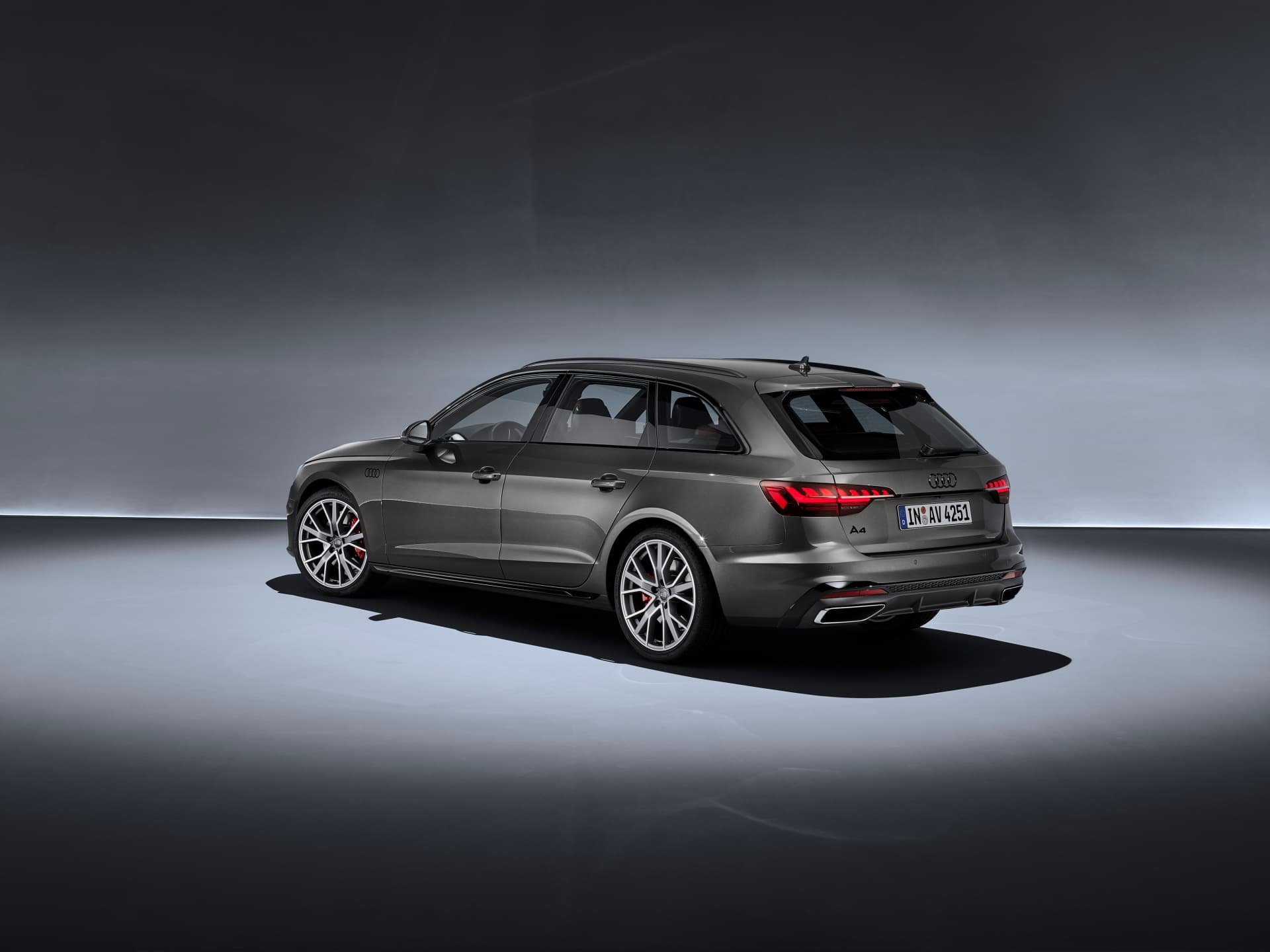 Audi A4 2020: Motores con micro hibridación y retoques estéticos