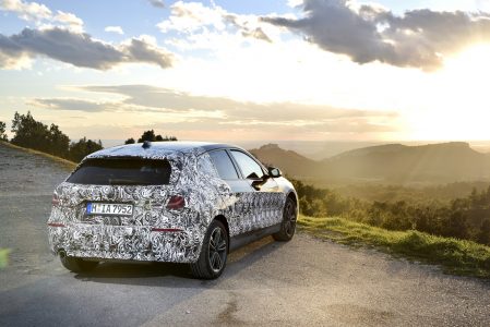 El BMW Serie 1 2020 comienza su destape: Con instrumentación digital