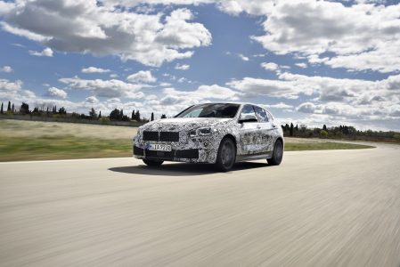 El BMW Serie 1 2020 comienza su destape: Con instrumentación digital