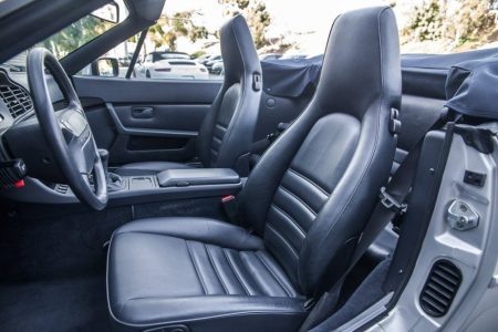 Este Porsche 944 S2 Cabriolet de 1990 con menos de 8.000 kilómetros busca dueño