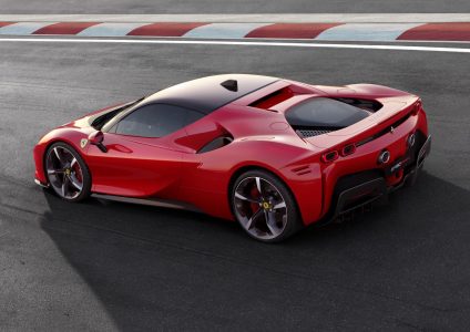 Ferrari SF90 Stradale: El primer Ferrari híbrido enchufable ya es oficial