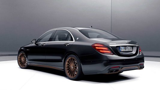 Despedirte del motor V12 biturbo con el Mercedes-AMG S 65 Final Edition no es barato: 348.878 euros