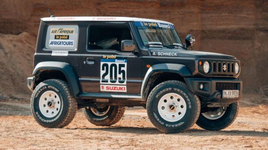El Suzuki Jimny de Delta 44 homenajea al Rally París-Dakar