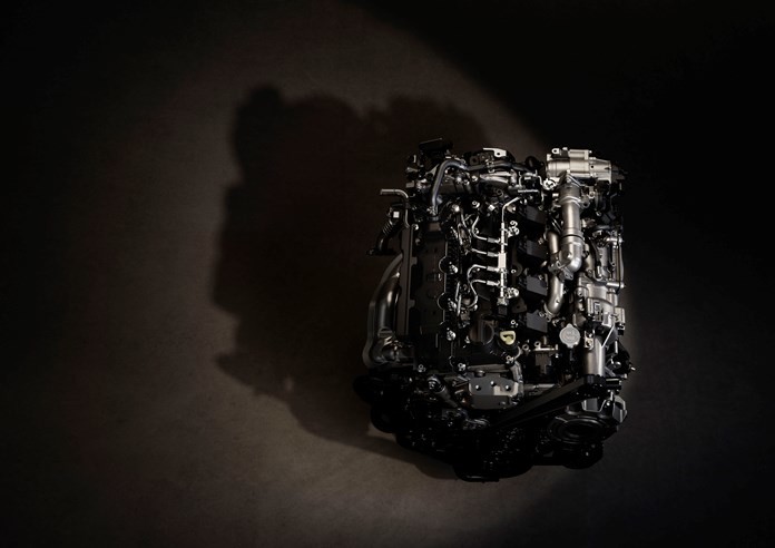 Mazda 3 Skyactiv-X: Así es el motor gasolina con consumo de diésel