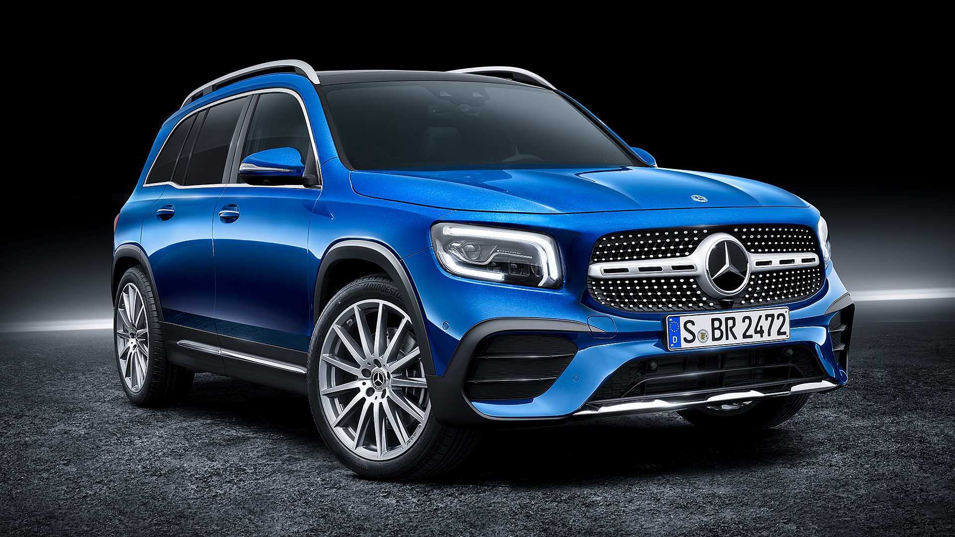 Oficial: Mercedes GLB, llega el pequeño todoterreno alemán