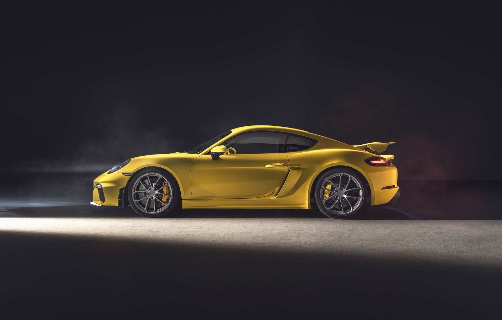 En camino: Porsche 718 Cayman GT4 RS, ¡aún más brutal!