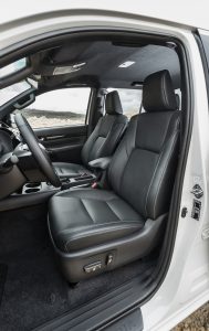 Toyota Hilux Legend Black: Cambios estéticos para desmarcarse de la gama