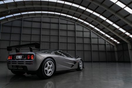 A subasta uno de los dos McLaren F1 'LM-Specification' construidos (homologados para calle)