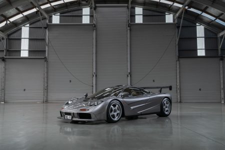 A subasta uno de los dos McLaren F1 'LM-Specification' construidos (homologados para calle)