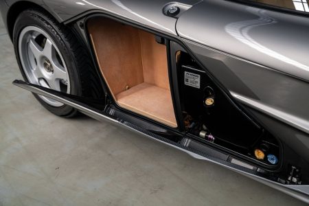 A subasta uno de los dos McLaren F1 'LM-Specification' construidos (homologados para calle)