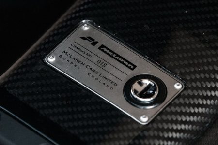 A subasta uno de los dos McLaren F1 'LM-Specification' construidos (homologados para calle)