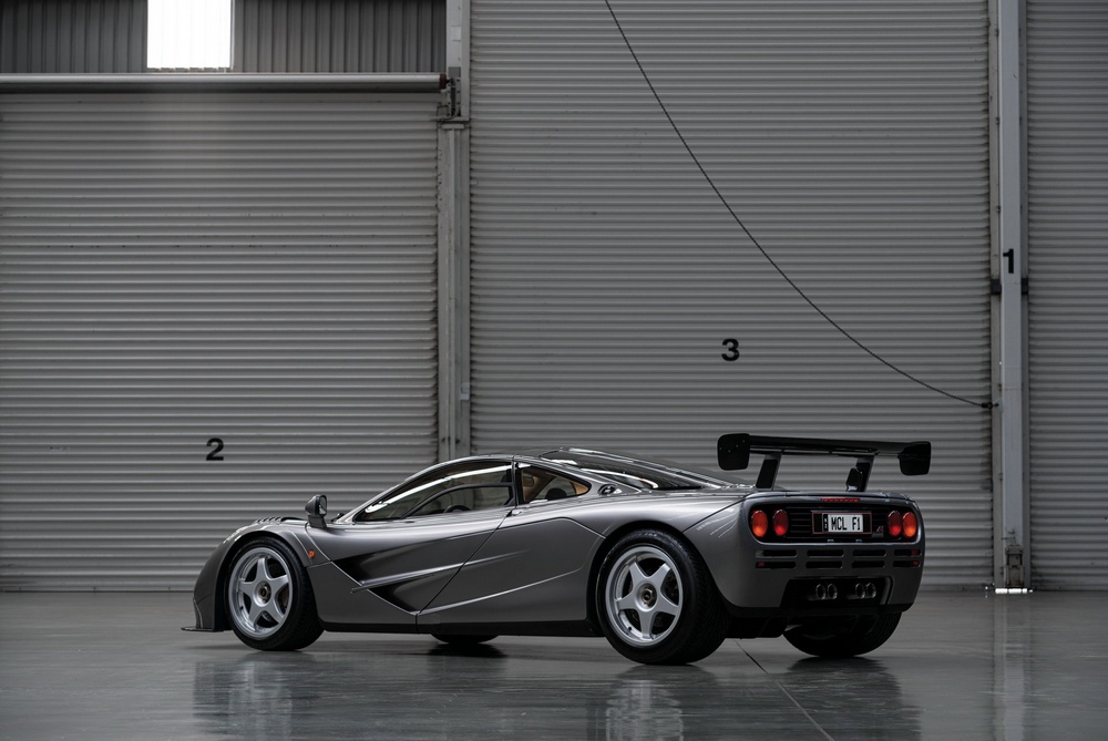 A subasta uno de los dos McLaren F1 'LM-Specification' construidos (homologados para calle)