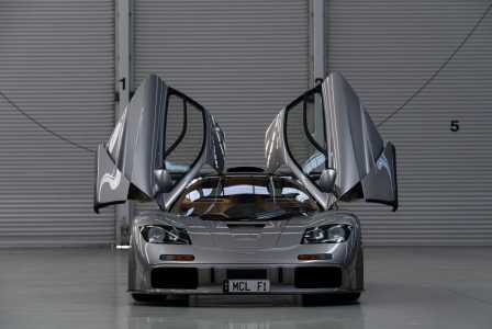 A subasta uno de los dos McLaren F1 'LM-Specification' construidos (homologados para calle)