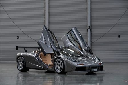 A subasta uno de los dos McLaren F1 'LM-Specification' construidos (homologados para calle)