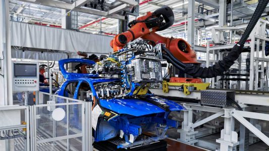 Arranca la producción del primer BMW Serie 1 de tracción delantera