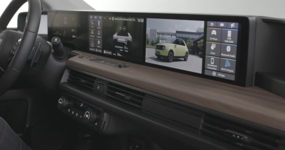 Así es el interior del Honda e: Asistente virtual, acceso con llave digital y un total de cinco pantallas