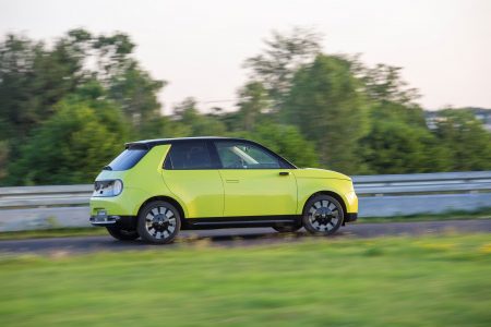 El nuevo Honda e tendrá 150 CV, propulsión trasera y 200 km de autonomía: ¿Qué esperamos de él?